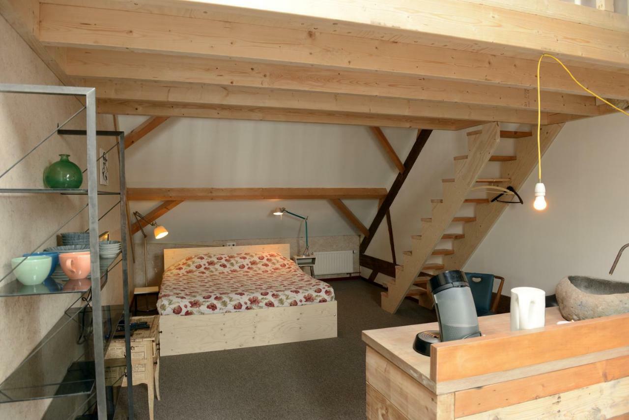 Historische Boerderij Familiekamer Heinkenszand Екстериор снимка